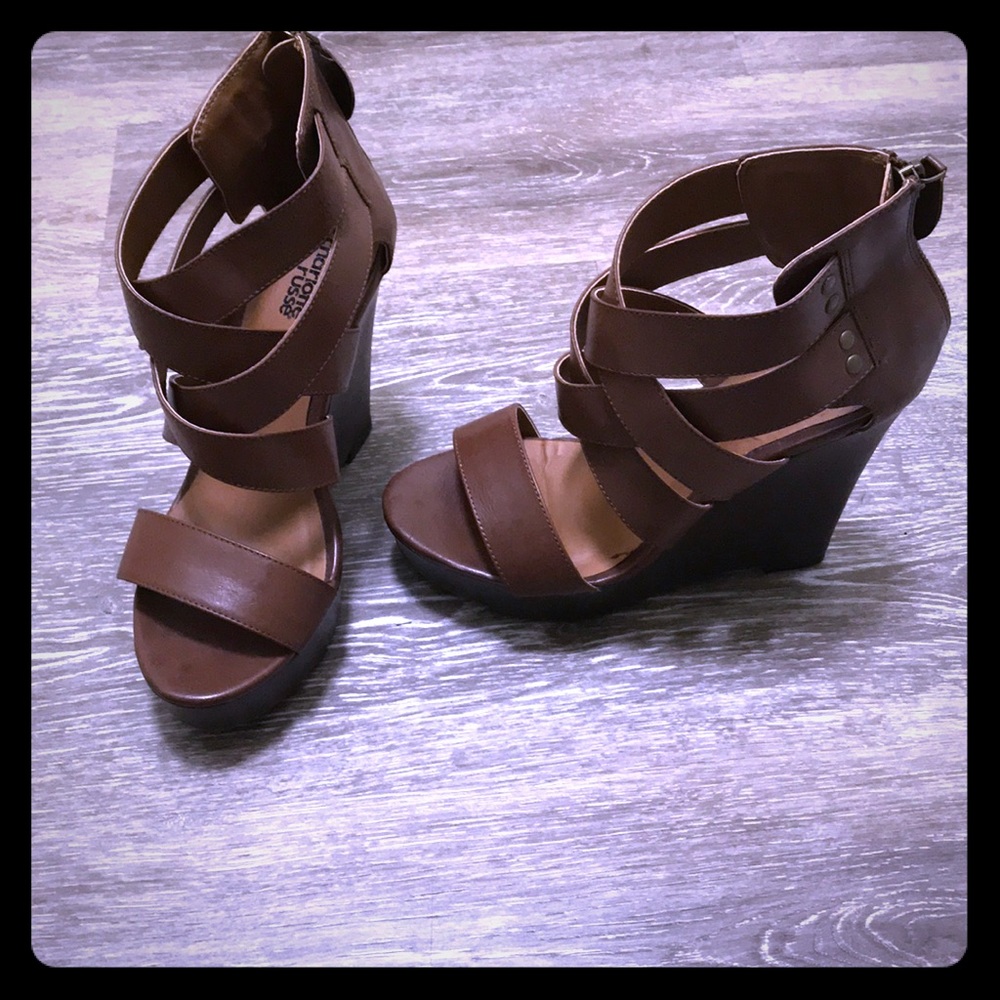 Charlotte Russe Krissy heels. Sz 7